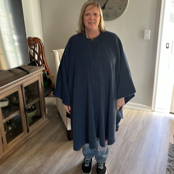 Peter James Wool Mohair Cape with Attached Scarf Blue O/S - Picture 8 of 11